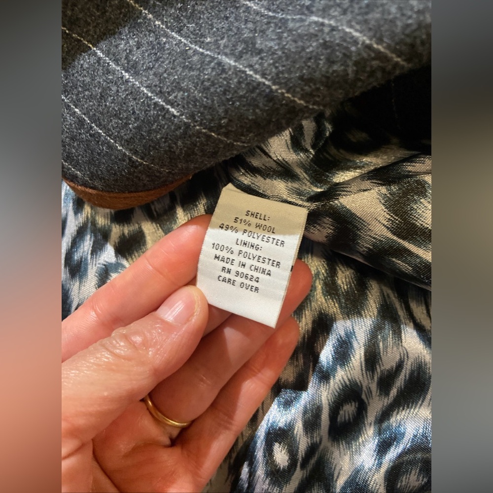 Tasha Polizzi Riding Pinstripe Gray Blazer Jacket Women’s Sz L - Picture 3 of 8